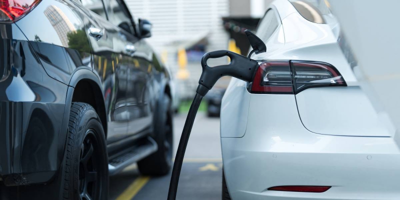 Desafios e Oportunidades na Adoção de Veículos Elétricos